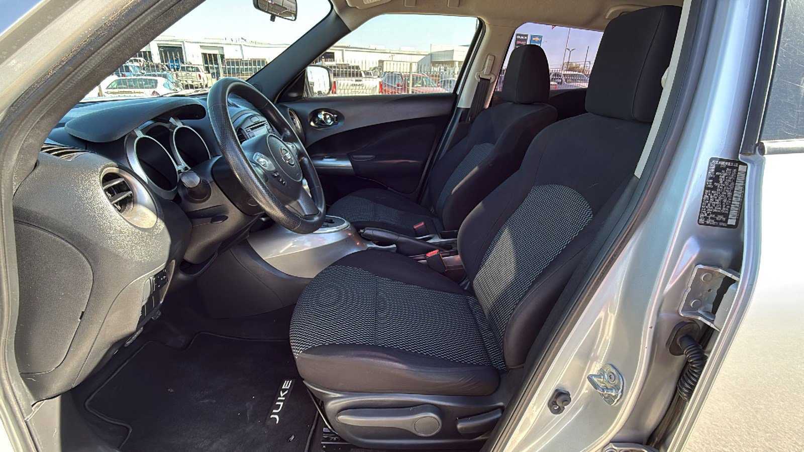 Used 2017 Nissan Juke S image 11