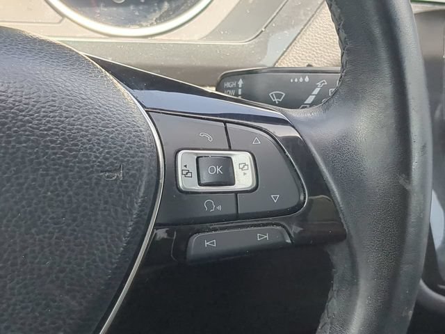 Used 2018 Volkswagen Tiguan SE FWD image 30