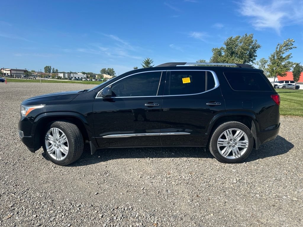 Used 2017 GMC Acadia Denali w/ Technology Package AWD/4WD image 9