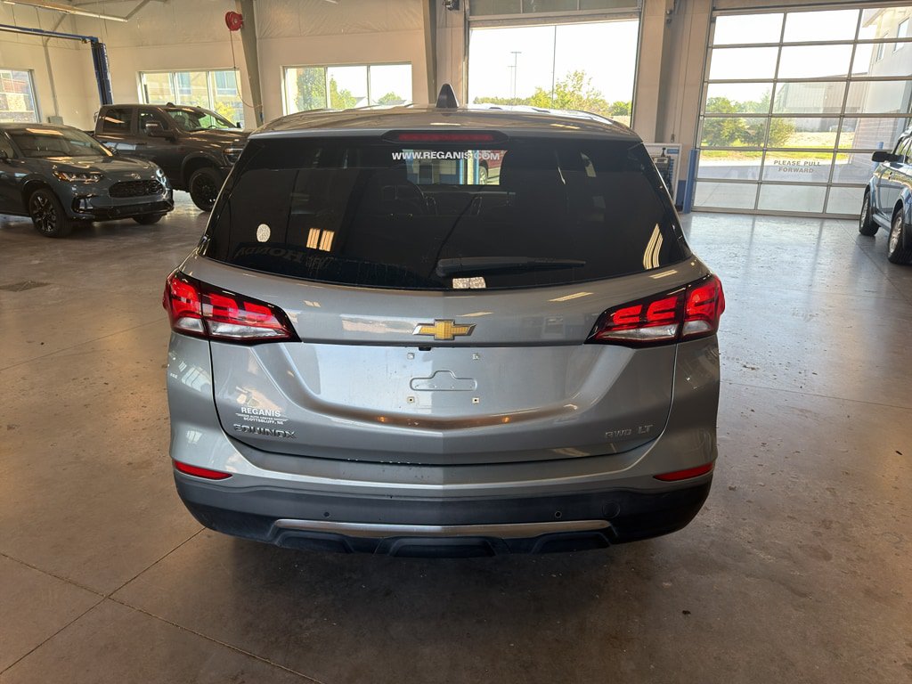 Used 2023 Chevrolet Equinox LT w/ Driver Convenience Package AWD/4WD image 4