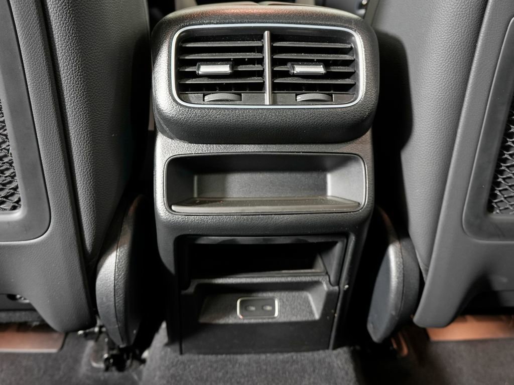 Certified 2025 Mercedes-Benz GLE 450e 4MATIC image 32