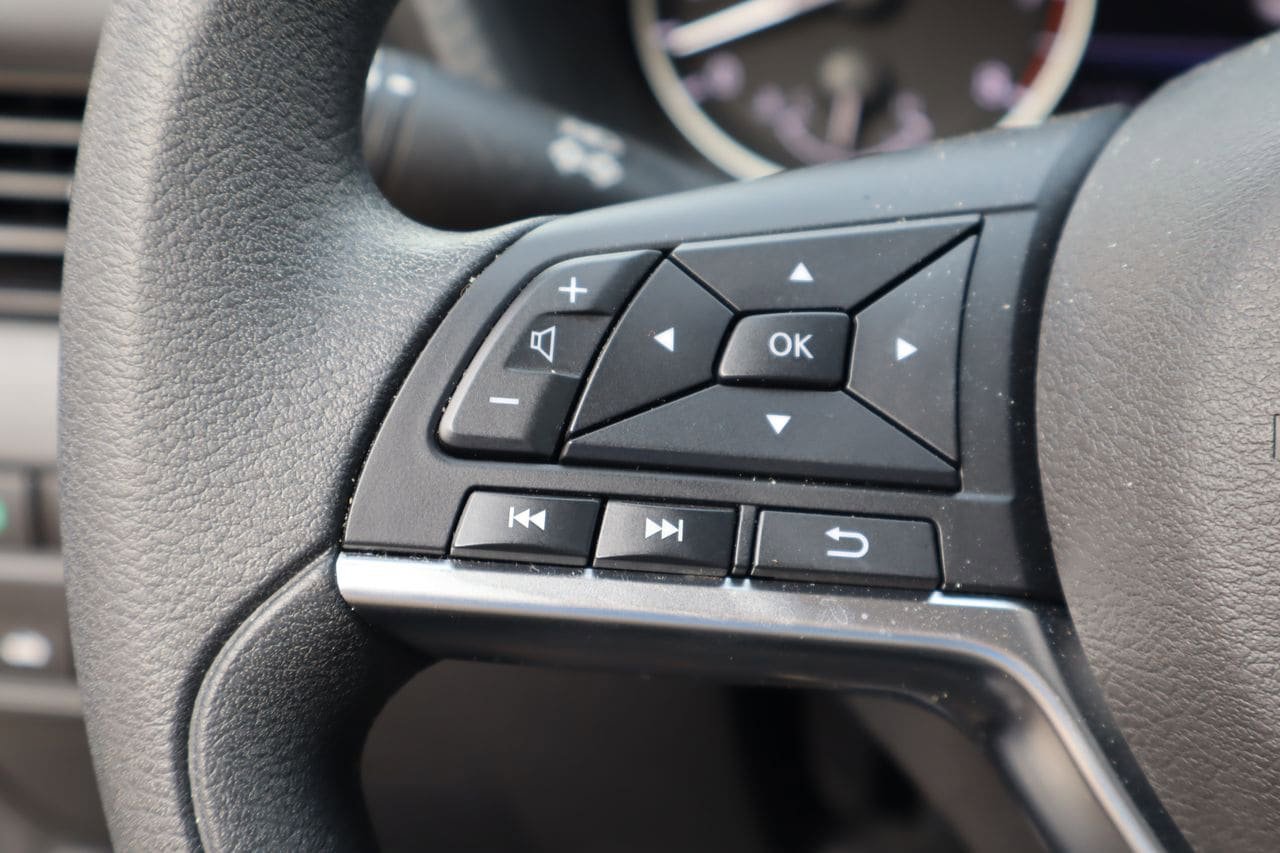 Used 2024 Nissan Sentra SV w/ Lighting Package FWD image 12