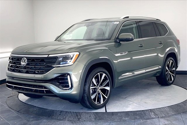 New 2026 Volkswagen Atlas SEL Premium R-Line image 2