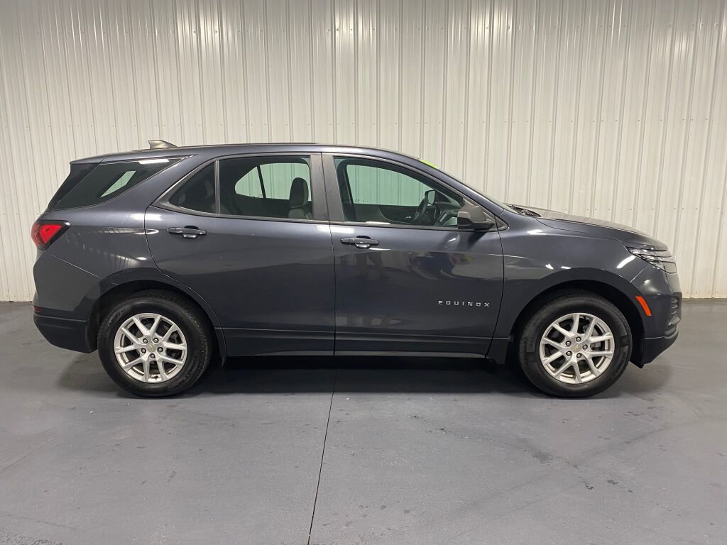 Used 2022 Chevrolet Equinox LS image 20