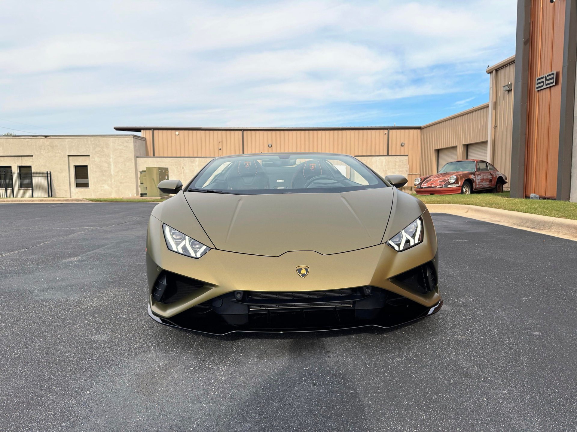 Used 2023 Lamborghini Huracan EVO RWD image 20