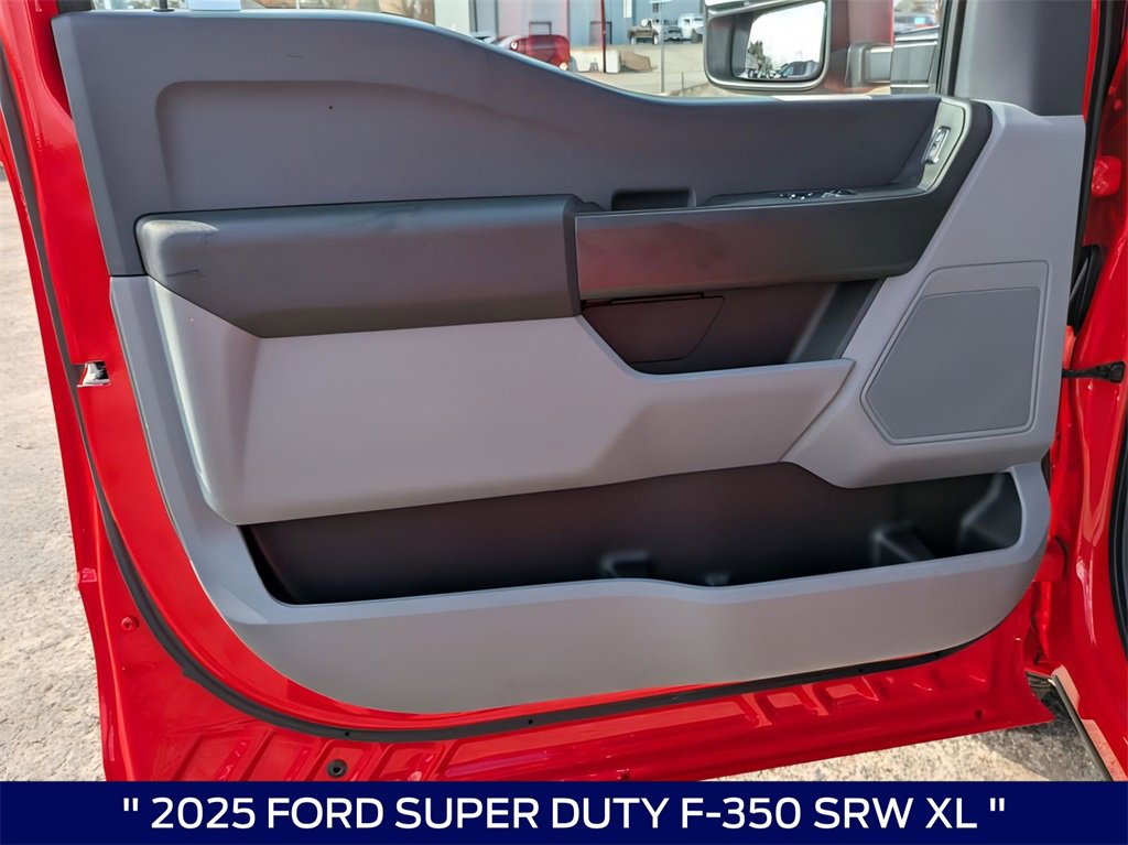New 2025 Ford F350 XL w/ 360-Degree Camera Package image 10