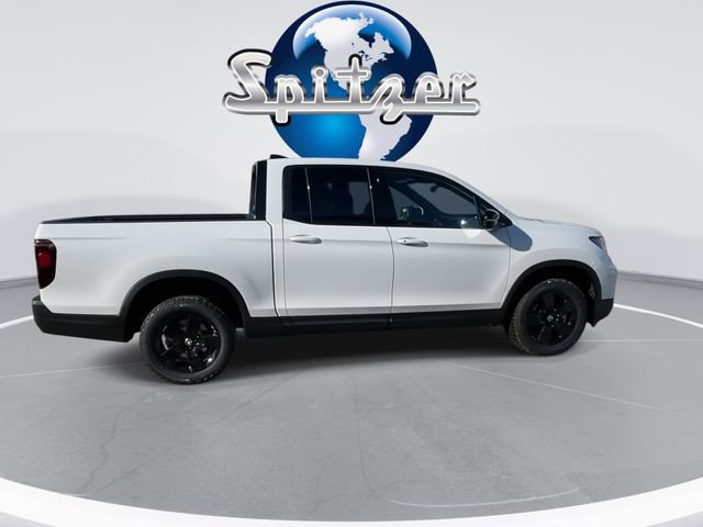 New 2026 Honda Ridgeline Black Edition image 2