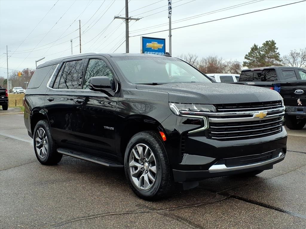 Certified 2024 Chevrolet Tahoe LT w/ Luxury Package image 3