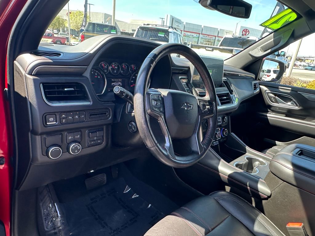 Used 2021 Chevrolet Suburban RST w/ Luxury Package image 24