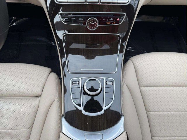 Used 2018 Mercedes-Benz C 300 4MATIC Sedan image 15