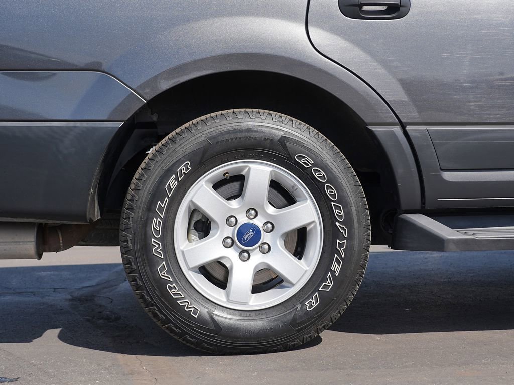 Used 2016 Ford Expedition XL w/ Equipment Group 101A image 11