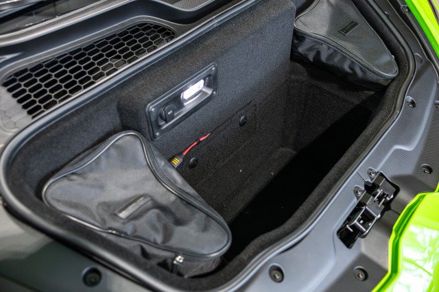 Used 2022 Lamborghini Huracan EVO RWD image 26