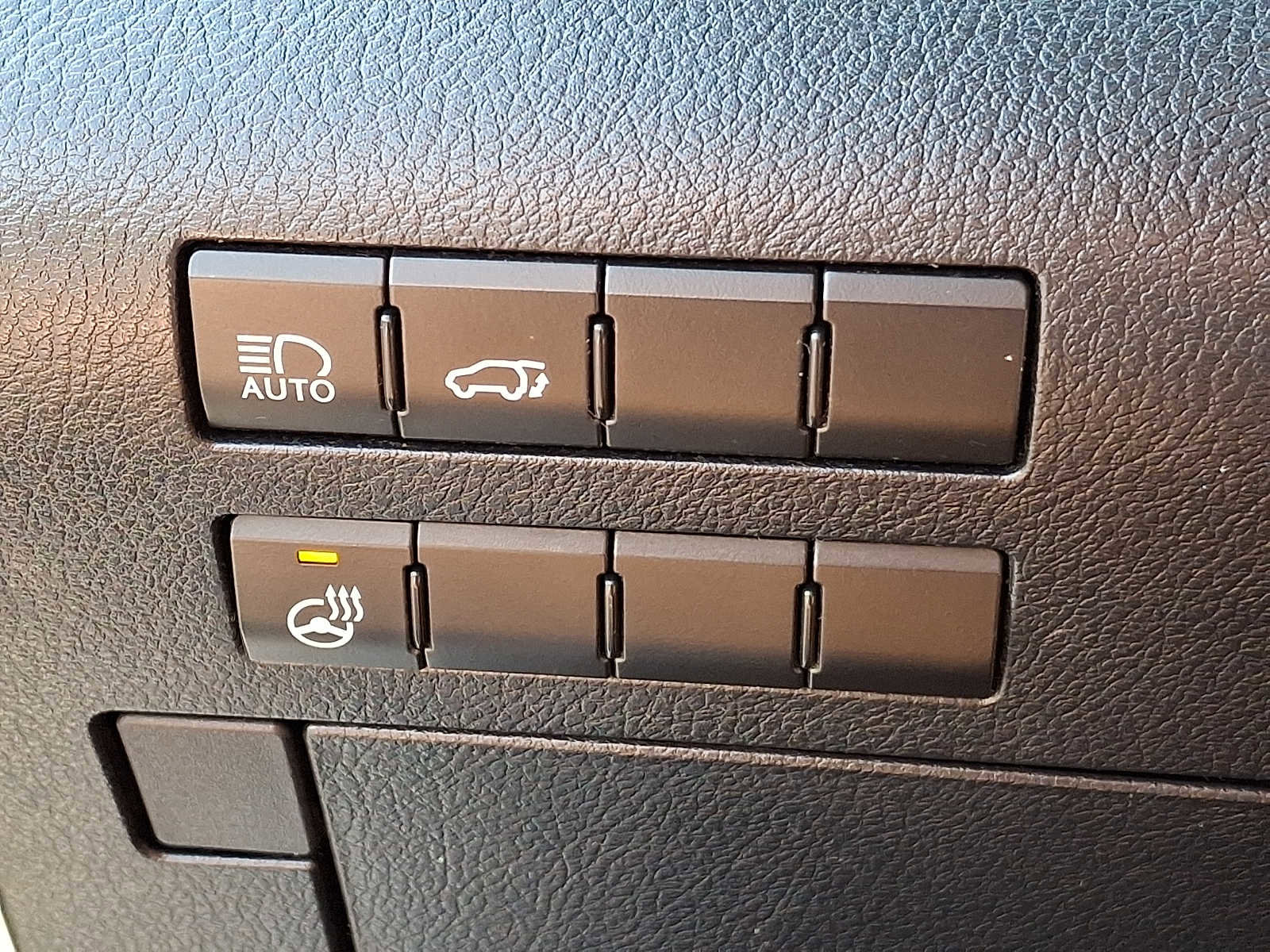 Used 2018 Lexus RX 350L AWD image 25