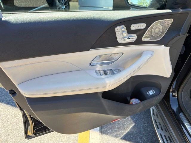 Used 2020 Mercedes-Benz GLS 450 4MATIC image 12