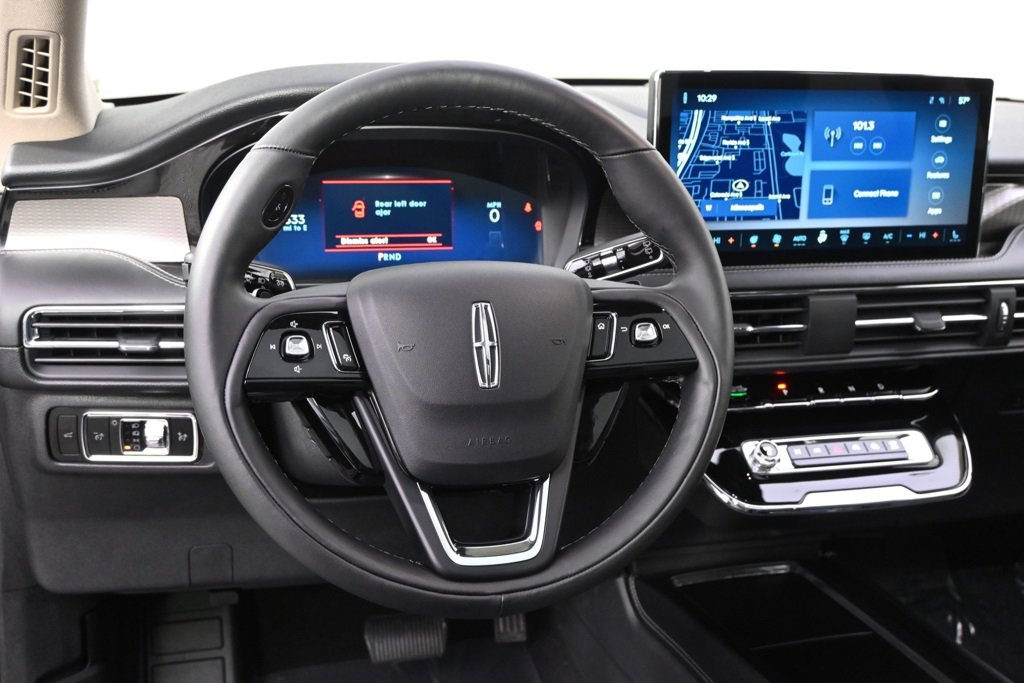 New 2025 Lincoln Corsair Reserve w/ Jet Appearance Package image 12