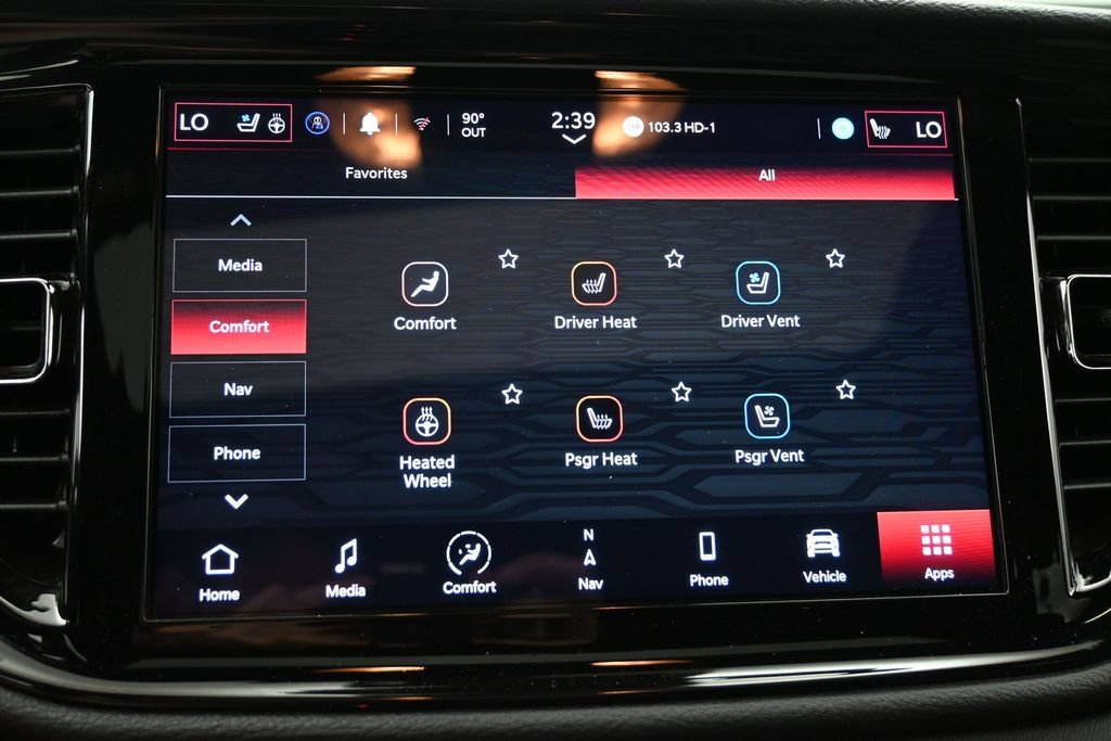 Used 2025 Dodge Durango GT AWD/4WD image 17