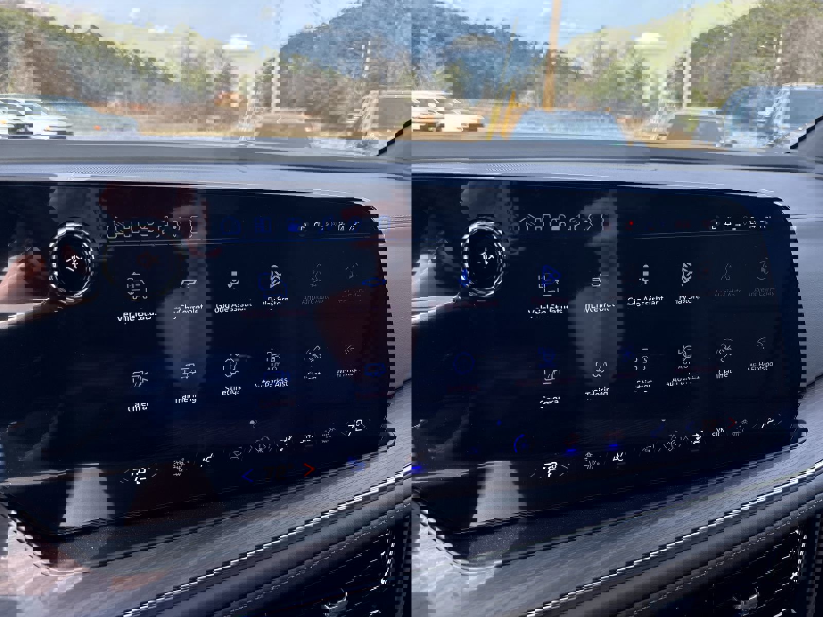 New 2026 Chevrolet Suburban LT w/ Comfort Package image 19