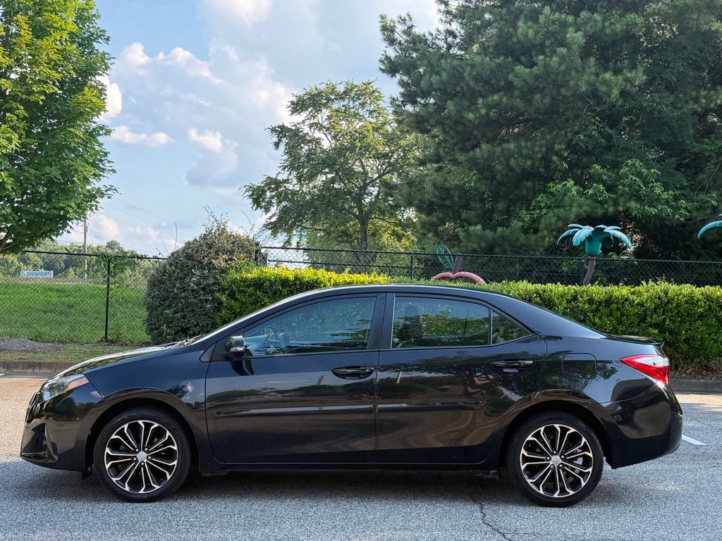 Used 2015 Toyota Corolla S FWD image 2