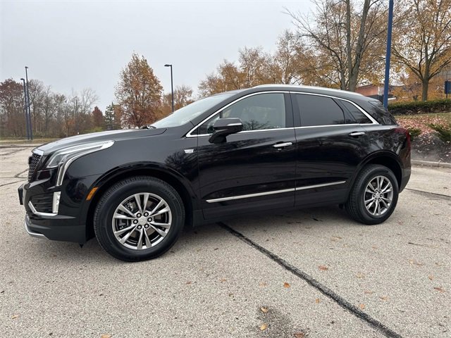 Certified 2022 Cadillac XT5 Premium Luxury image 2