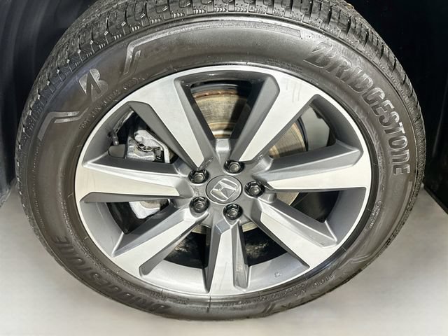 Certified 2025 Honda Pilot Elite image 16