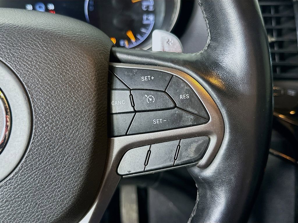 Used 2021 Jeep Grand Cherokee Limited X image 24