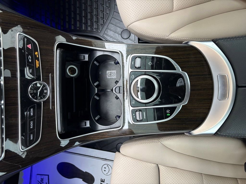 Used 2020 Mercedes-Benz C 300 4MATIC Sedan image 42