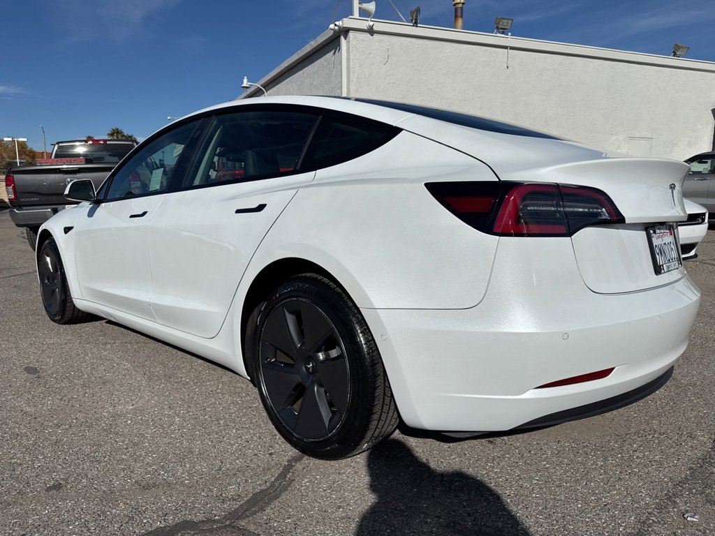 Used 2021 Tesla Model 3 Standard Range Plus image 5