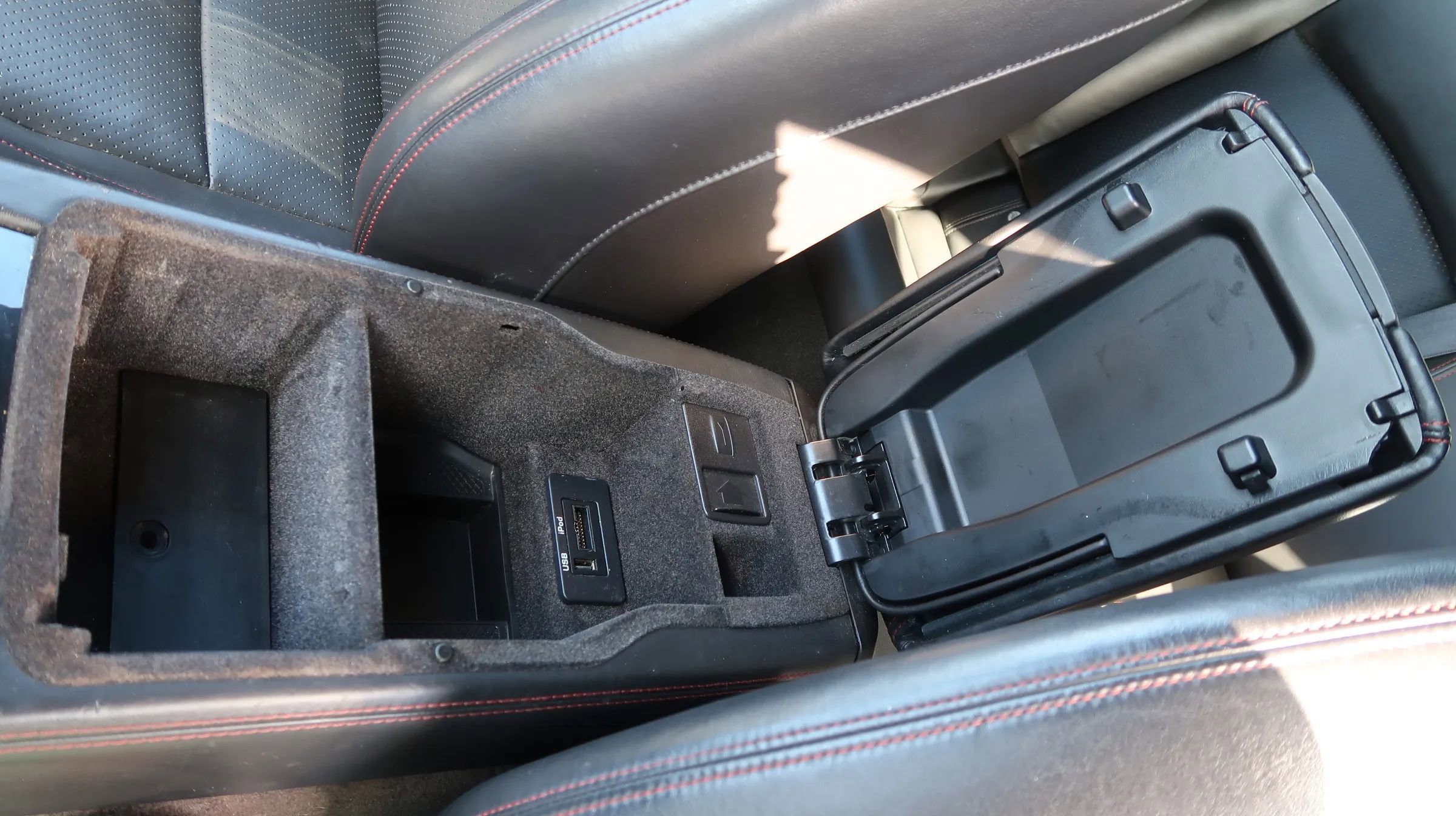 Used 2014 Jaguar XKR R image 24