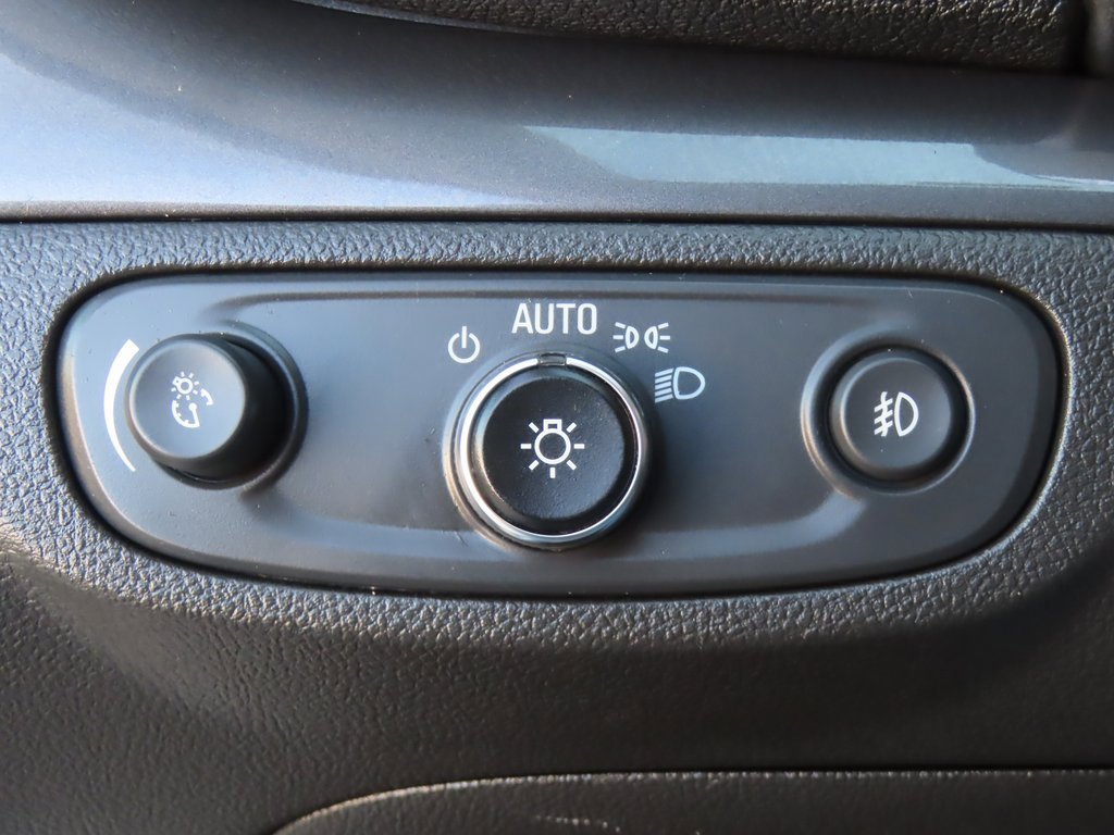 Used 2019 Buick Encore Essence w/ Safety Package II image 20