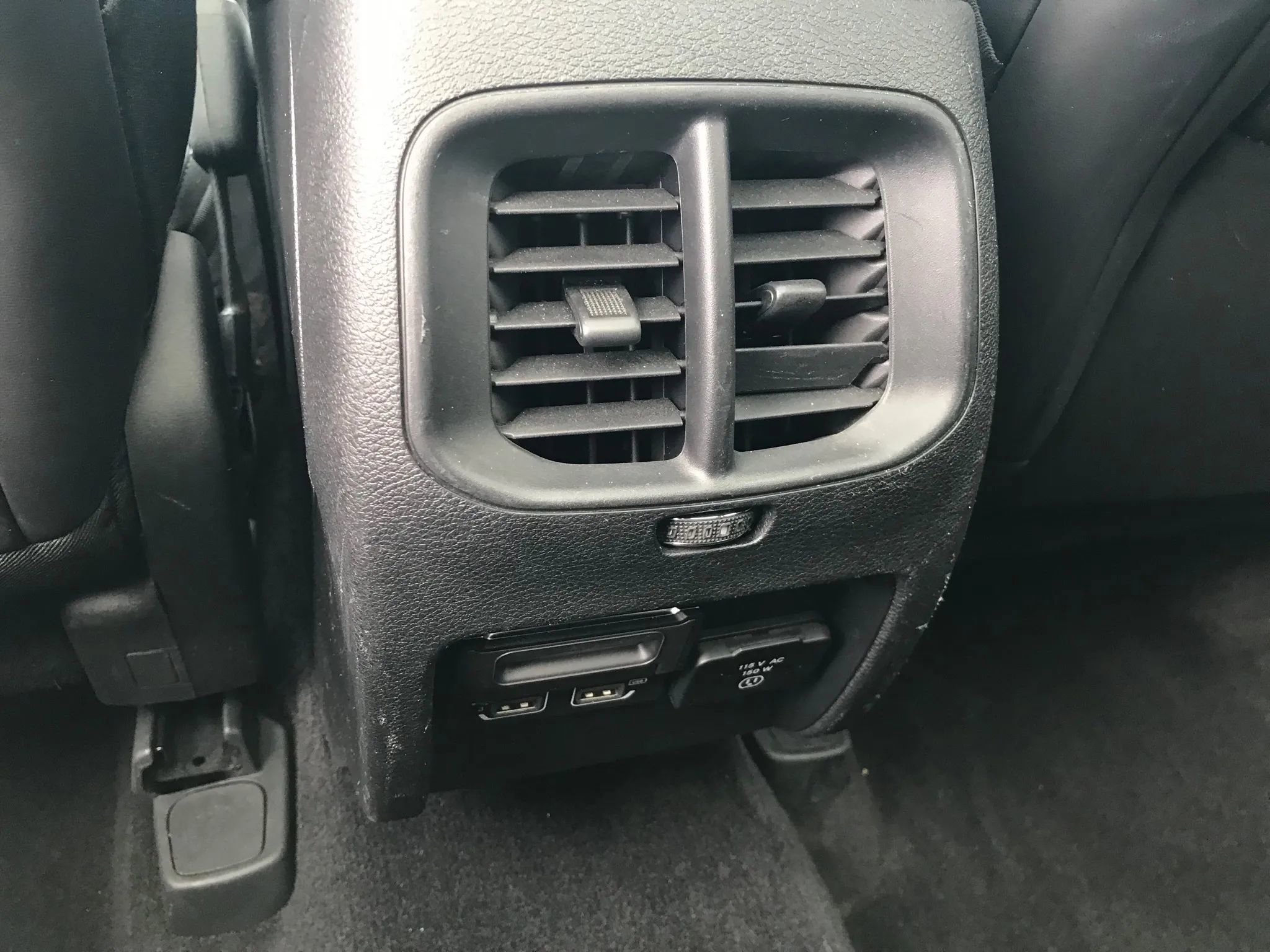 Used 2019 Jeep Cherokee Limited w/ Technology Group image 40