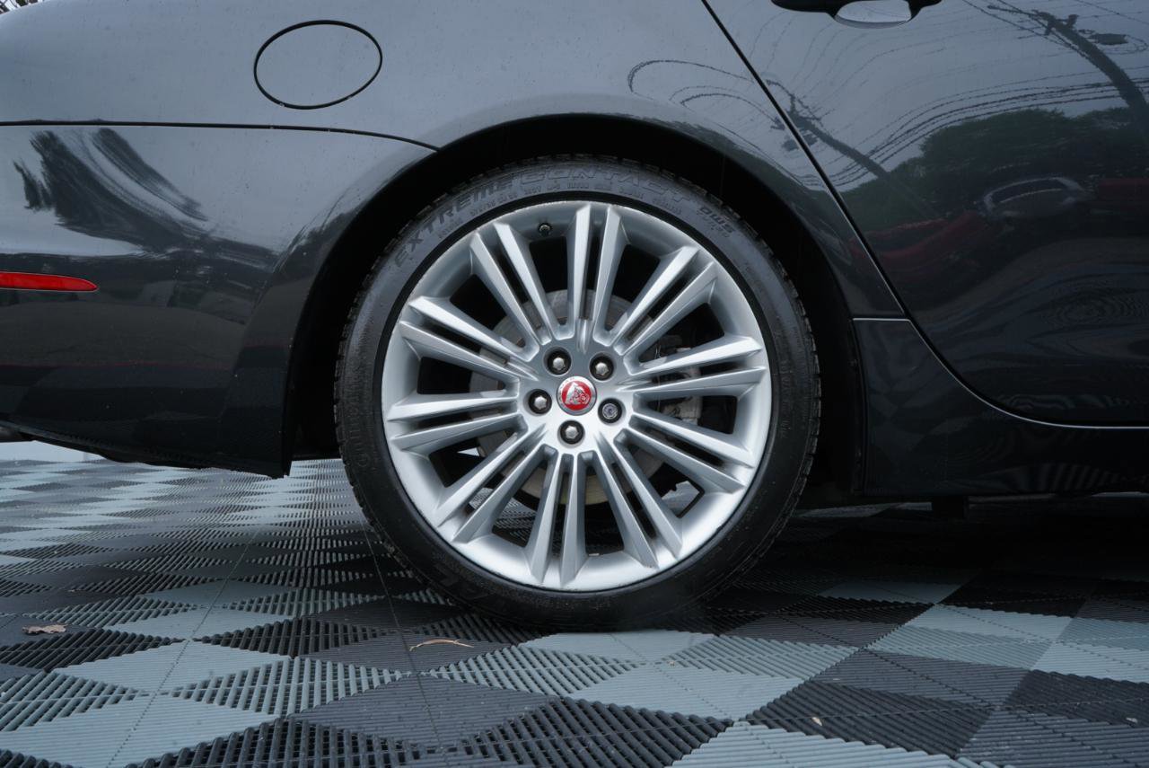 Used 2015 Jaguar XJ L Portfolio AWD/4WD image 87