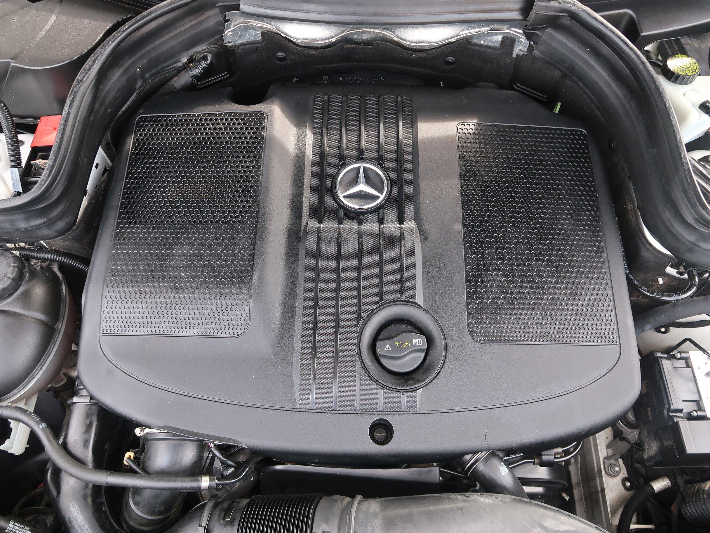 Used 2015 Mercedes-Benz GLK 250 BlueTEC 4MATIC image 37