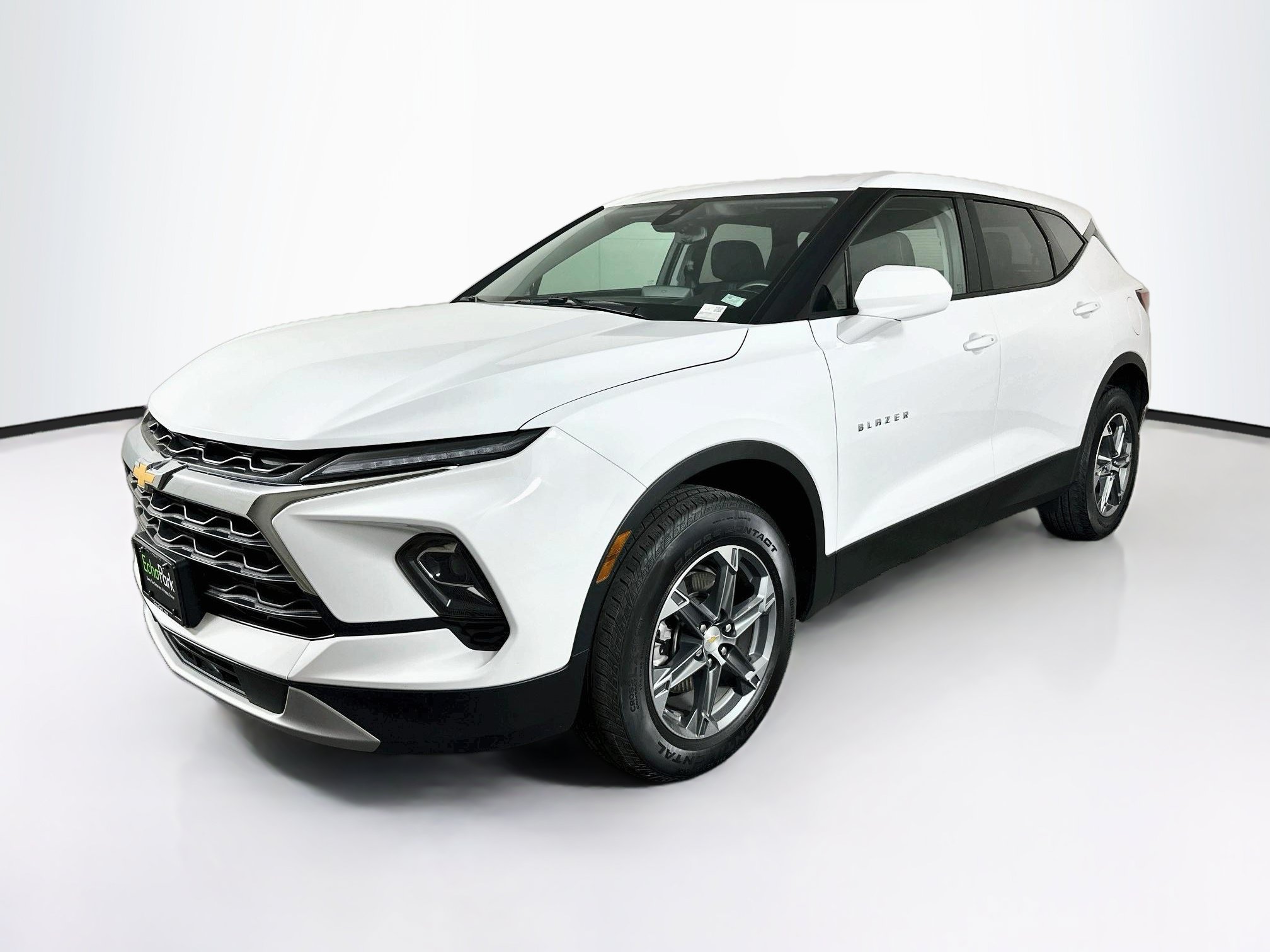 Used 2025 Chevrolet Blazer LT AWD/4WD image 3