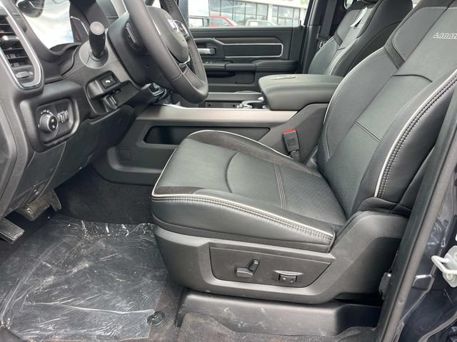 New 2026 RAM 2500 Laramie AWD/4WD image 8