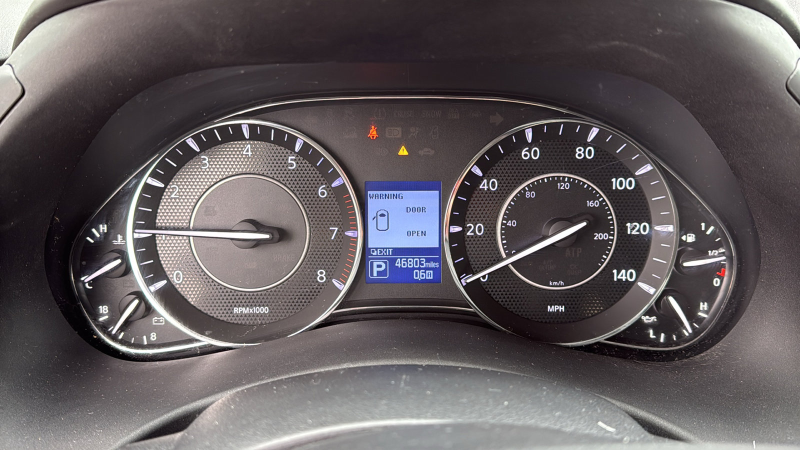 Used 2020 Nissan Armada SL image 8