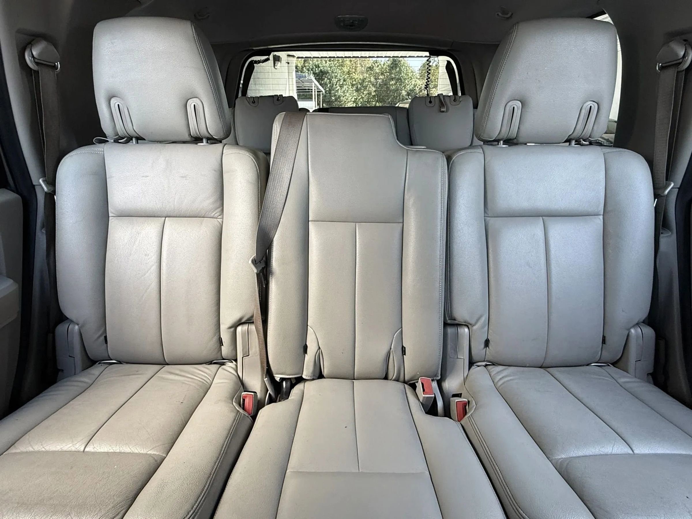 Used 2013 Ford Expedition XLT image 20