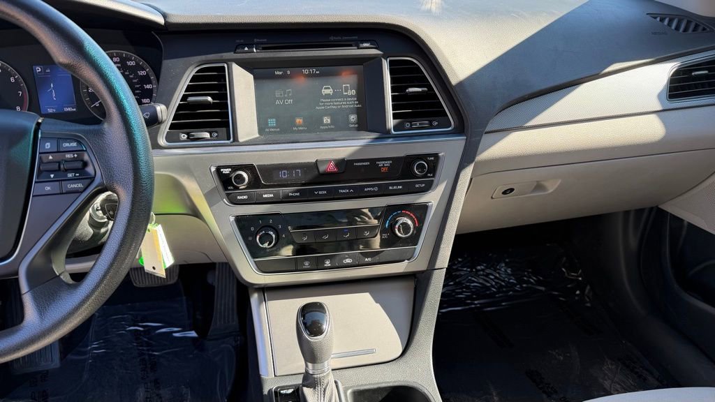Used 2016 Hyundai Sonata SE image 15