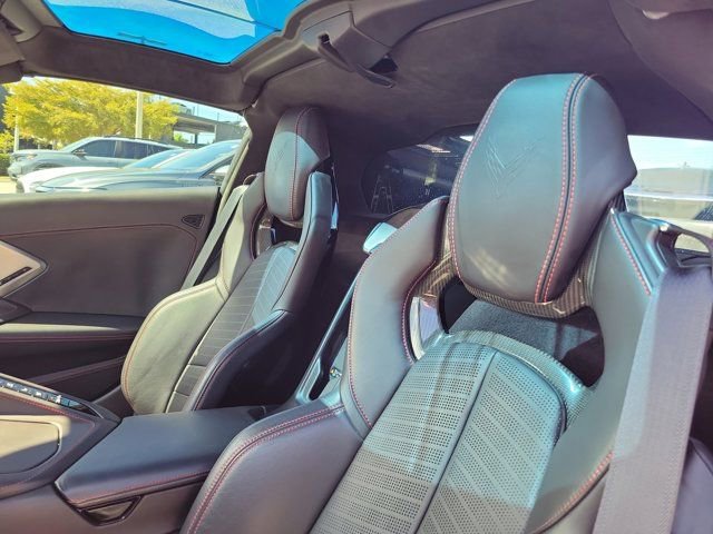 Used 2020 Chevrolet Corvette Stingray Premium Cpe w/ 3LT Preferred Equipment Group image 14