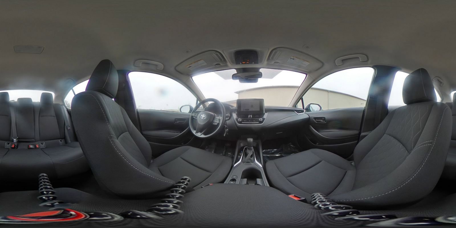 Used 2025 Toyota Corolla LE image 41