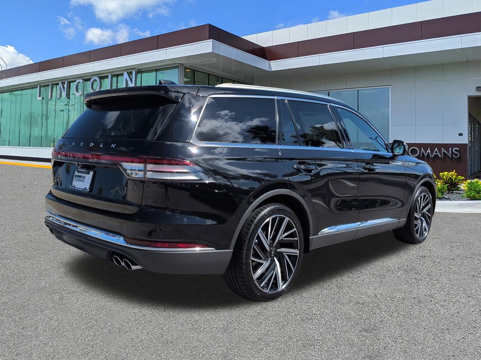 New 2026 Lincoln Aviator Reserve AWD/4WD image 4