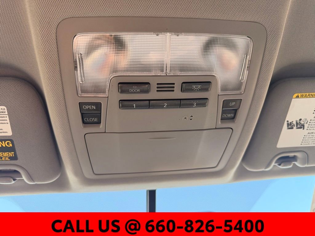 Used 2014 Toyota Highlander XLE image 26