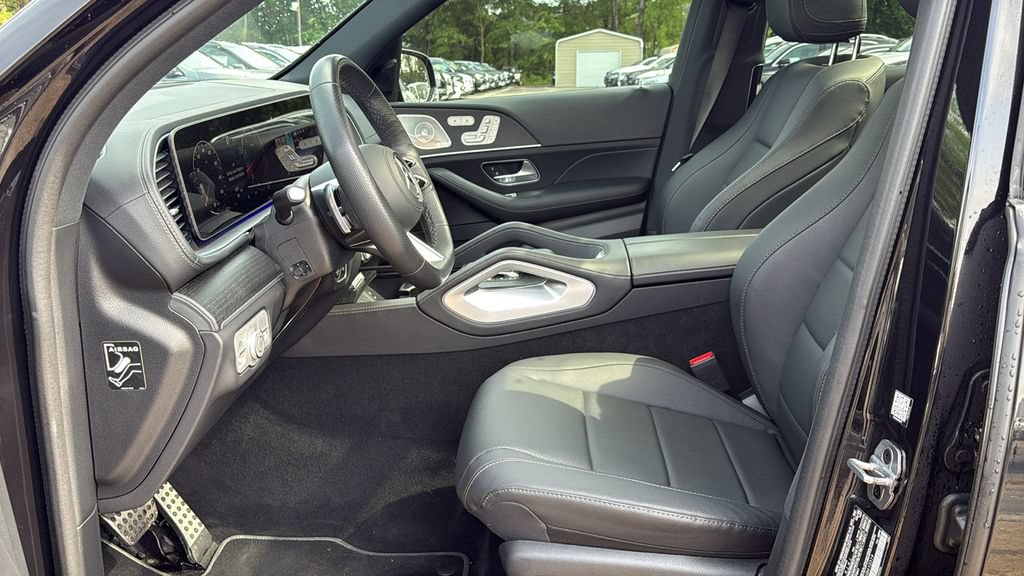 Certified 2025 Mercedes-Benz GLS 450 4MATIC image 23
