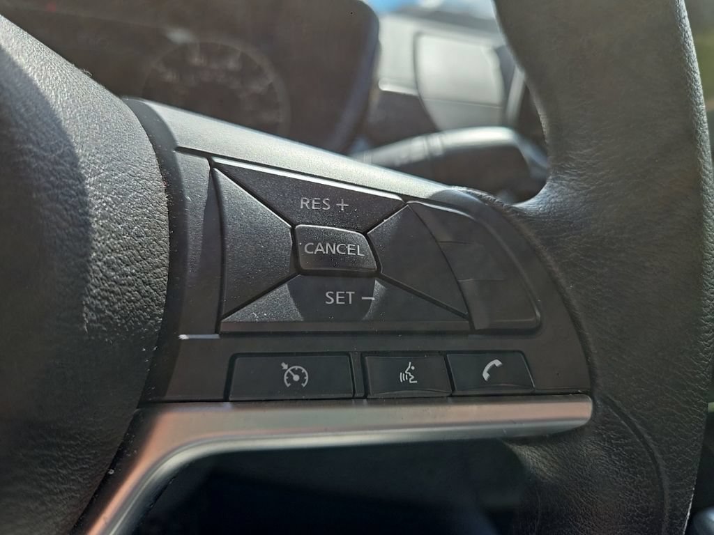 Used 2024 Nissan Altima 2.5 SV FWD image 14