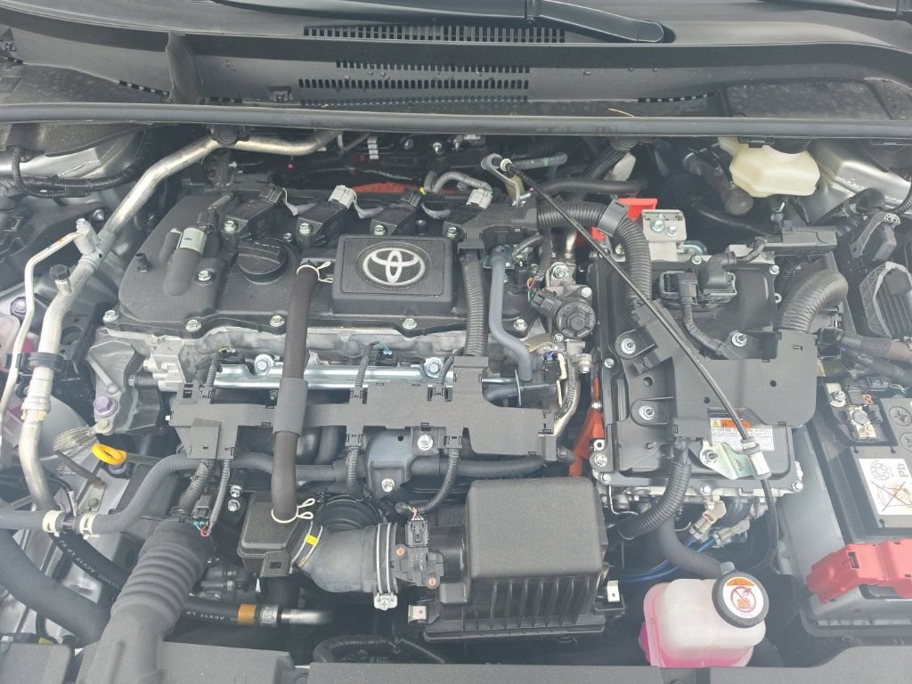 Used 2025 Toyota Corolla LE FWD image 11
