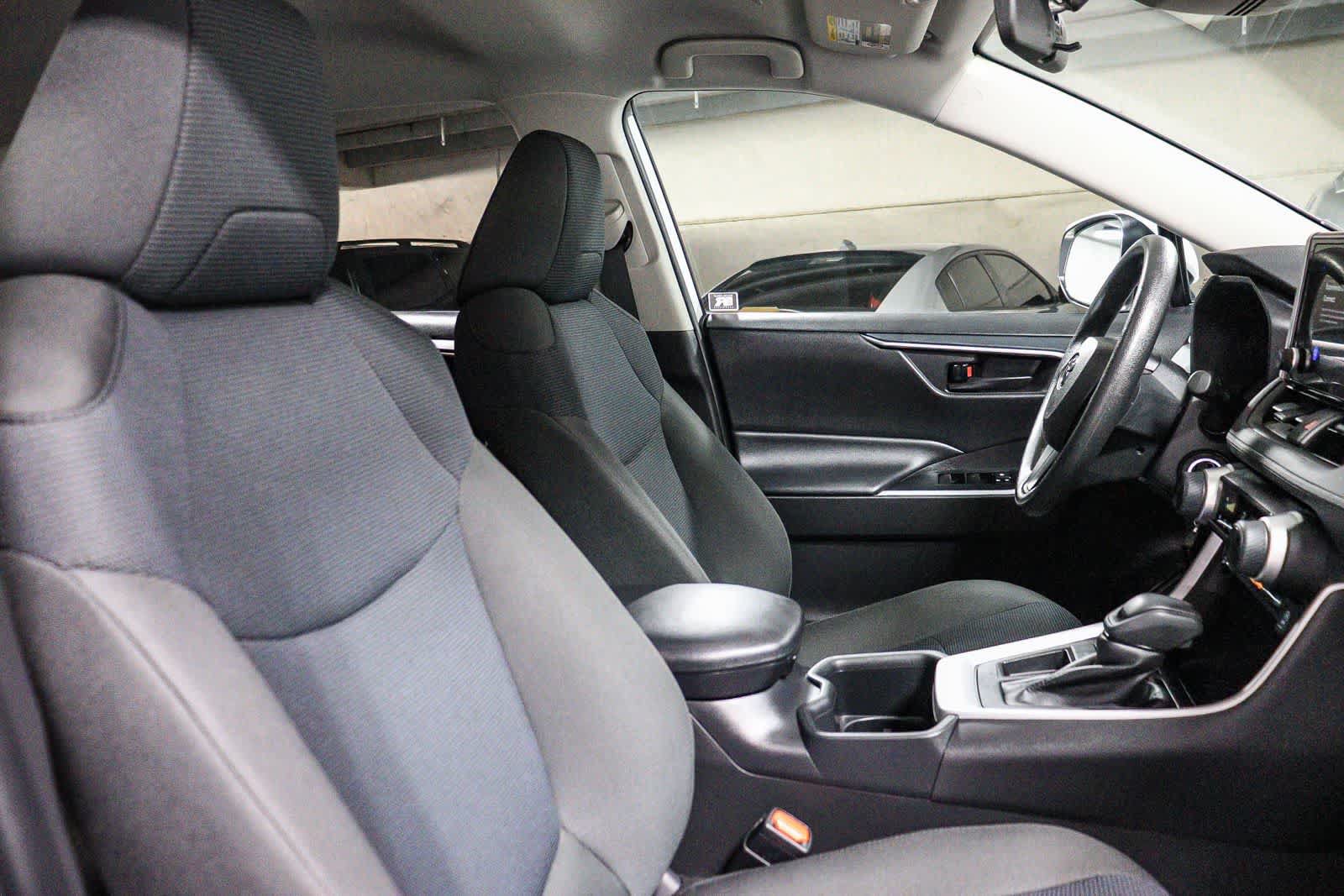 Certified 2025 Toyota RAV4 LE FWD image 18