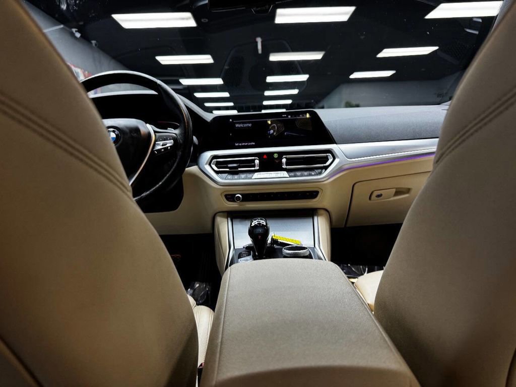 Used 2021 BMW 330i Sedan w/ Premium Package image 41