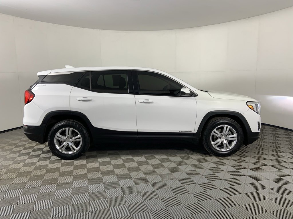 Used 2019 GMC Terrain SLE image 2