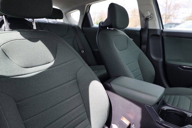 Used 2025 Kia K4 EX image 36