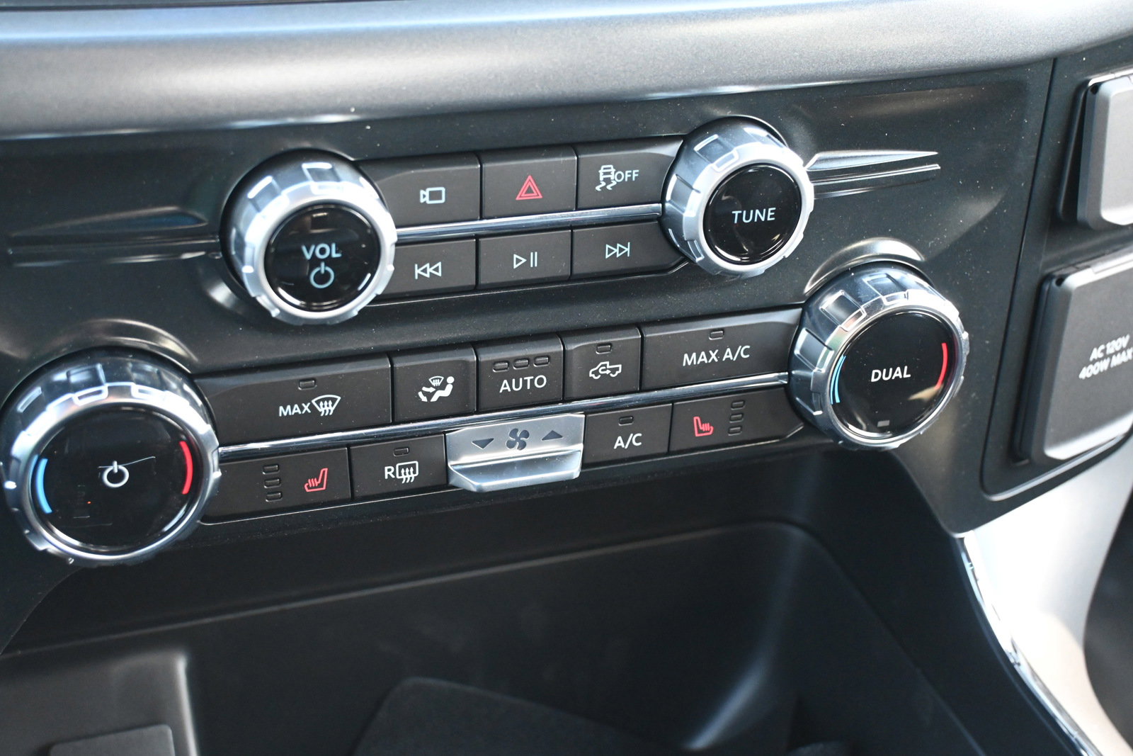 New 2026 Ford F150 XLT w/ Equipment Group 302A MID image 28