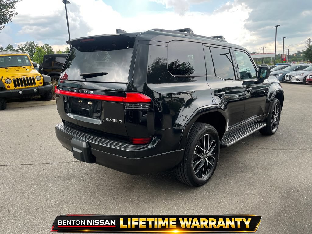 Used 2024 Lexus GX 550 w/ Accessory Package (2T) AWD/4WD image 9